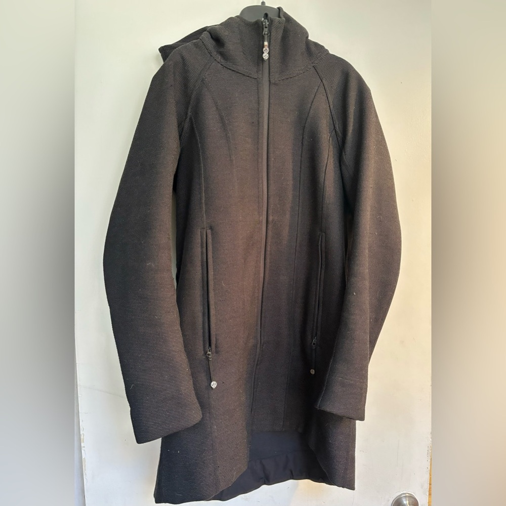 Lululemon hooded jacket, black houndstooth